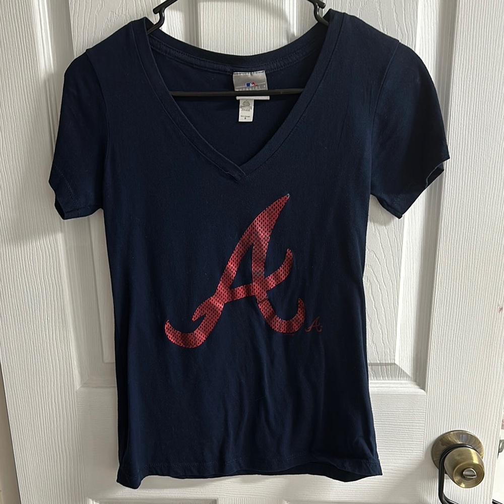 Atlanta Braves Genuine Merchandise Blue Fitted Short Sleeve Tee w/ Vintage Red A